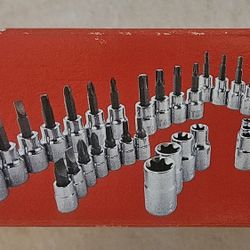 New Craftsman 42 Pc. SAE/METRIC Bit Socket Set  1/4" + 3/8" Dr. CMMT34912