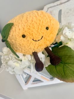 Jellycat Amuseables Lemon (small size)! BNWT!