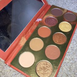 Make Up Eyeshadows For Sale!