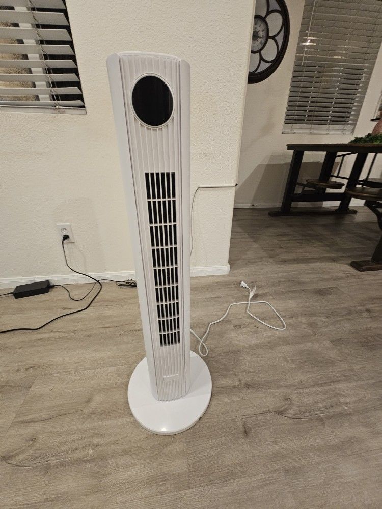 Rotating Tower Fan