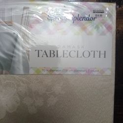 1 Ivory Table Cloth & 1 Chair Cover