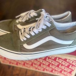Woman Vans Size 9 