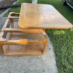 Solid Wood Lift-Top Coffee Table – Vintage Oak Design – $120 OBO