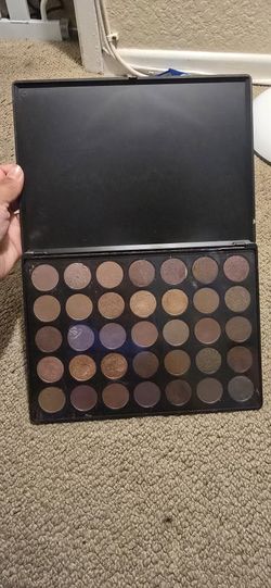 Make Up PALLETS