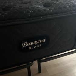 Beauty rest black mattress