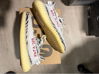 Yeezy 350 Zebra