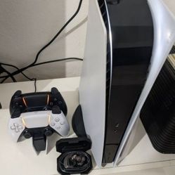 PS5 Console w/ 2 Controllers – Excellent Condition 🔥