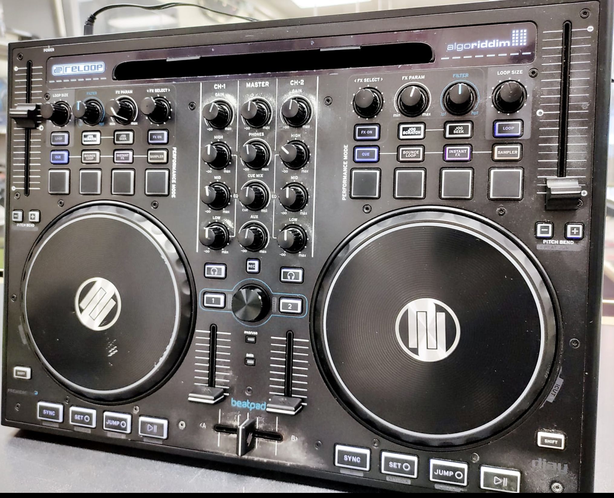 1) Reloop Beatpad (Original Beatpad) Serato & Developed for DJAY Pro 2