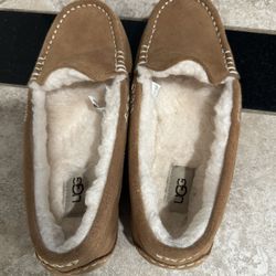 Ugg Slippers