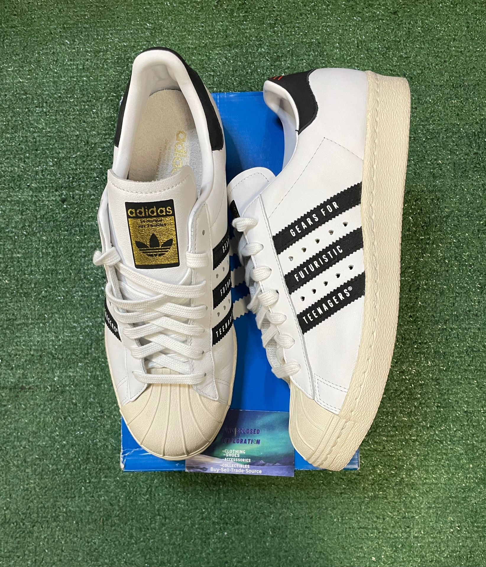 Adidas Superstar x human made size 10men/11.5women