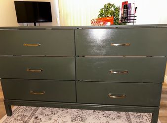 6 Drawer Dresser