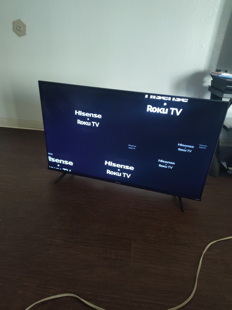 43" HiSense Roku TV