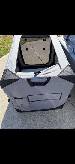 Portable folding pet crate New $85