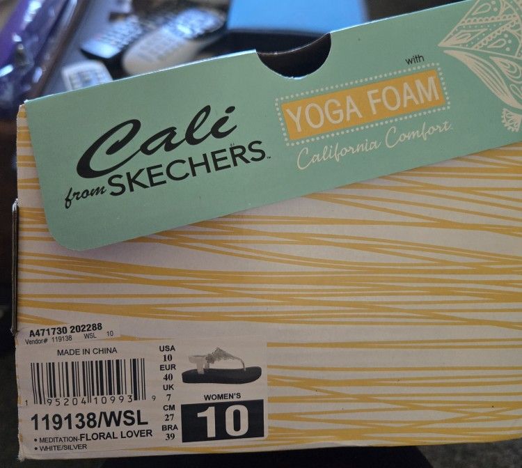 Skechers Cali Comfort Sandals Sz 10