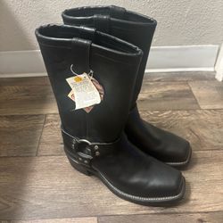 Chippewa Men’s Vintage Harness Boots 27868 Size 9.5 NEW