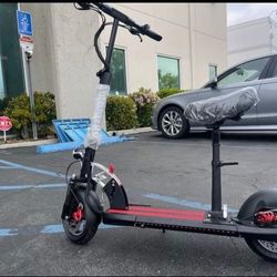 BRAND NEW ELECTRIC SCOOTER