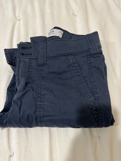 Hollister pants    Size-0
