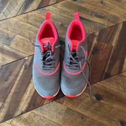 6.5 Nike Running Shoes