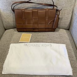 Michael kors crossbody bag and clutch