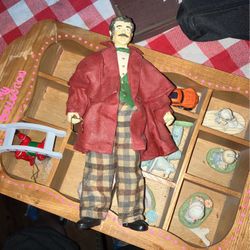 Vintage Man Christmas Caroler Figurine 