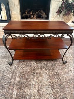 Kirklands 3 Tier Decor Table (Map 1st)