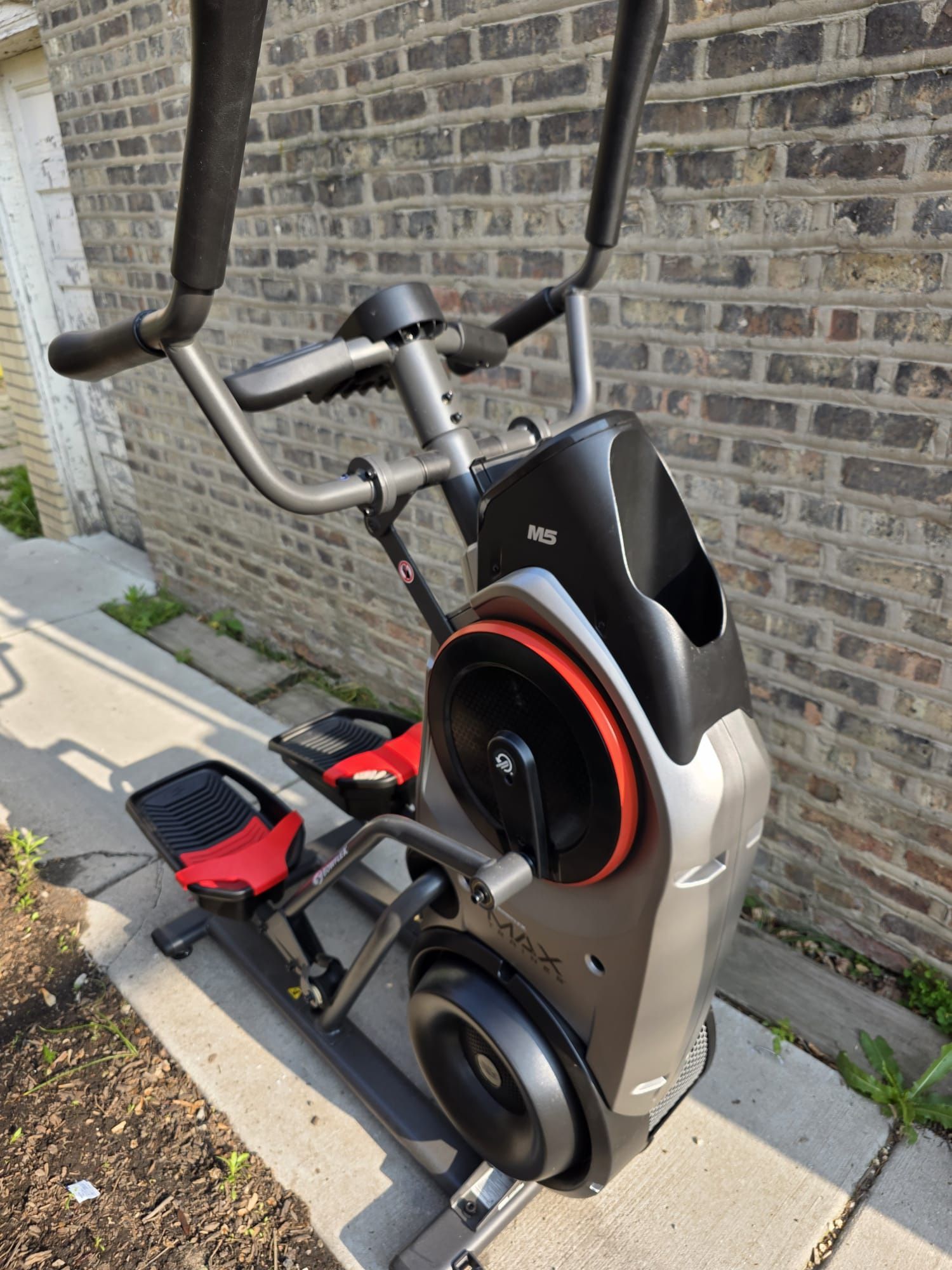Bow flex Max Trainer m5