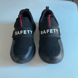Safty Shoes.