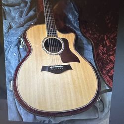 TAYLOR 814CE 2013 - near mint condition