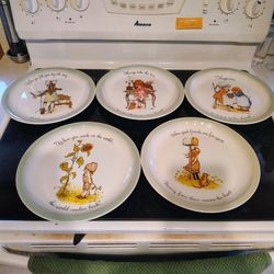 Holly hobby collectors plates