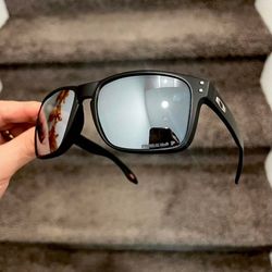 Oakley Holbrook XL Sunglasses New In Box