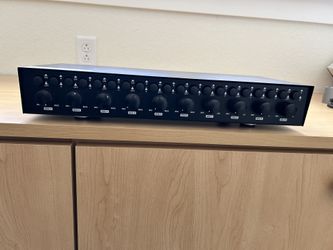 Specialty-AV 10 Zone / Pair Speaker Selector Switcher
