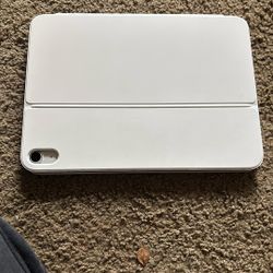 iPad W/ Keyboard And iPad Stand