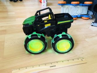 Big John Deere light up Truck