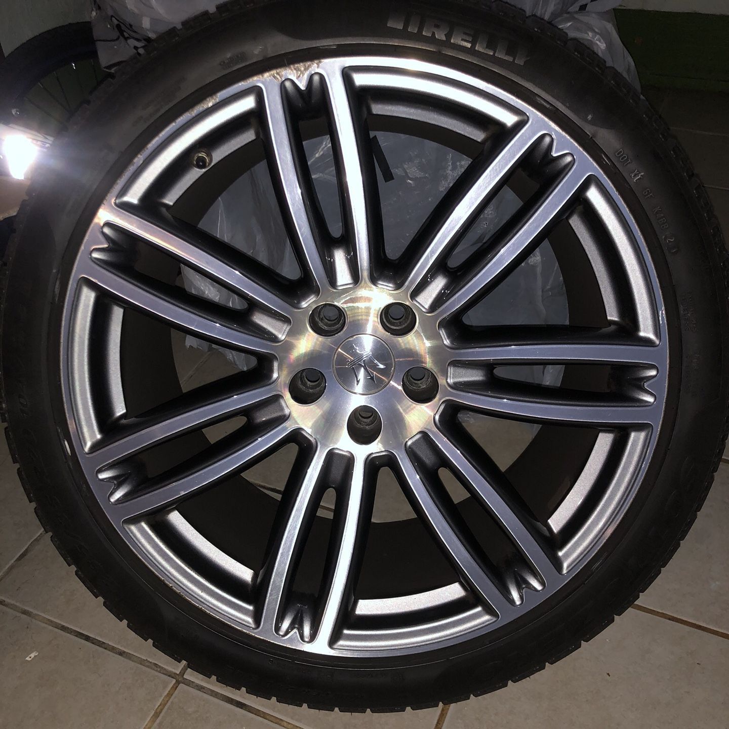 Maserati Ghibli Urano 20” wheels with tires Set Of 4
