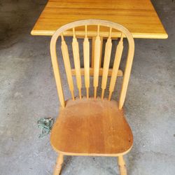 Solid Oak Table With Insert...3 X 4 Or 3 X6