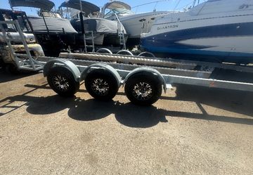 34ft Vantage Trailer