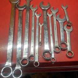 Snap On Tools All Pices Are Mac Metric And Standard  8.12.16.19.21.24. 7/16.1/2.5/8.3/4.19/32