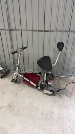 Mobility scooter folds will fit in trunk