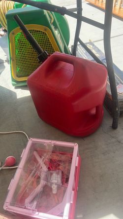 Gas tank
