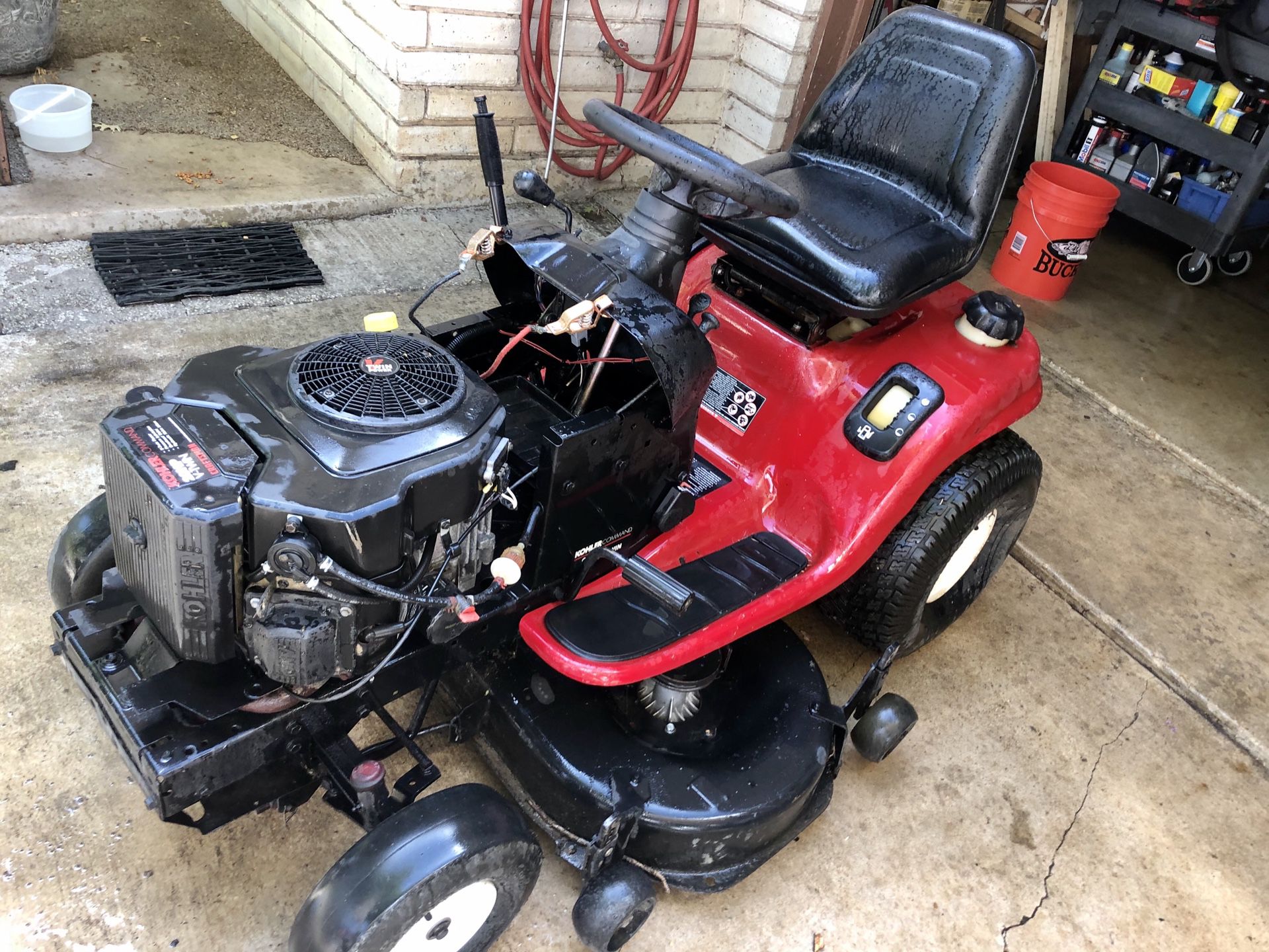 Craftsman 42” riding lawn mower with Kohler 20hp motor