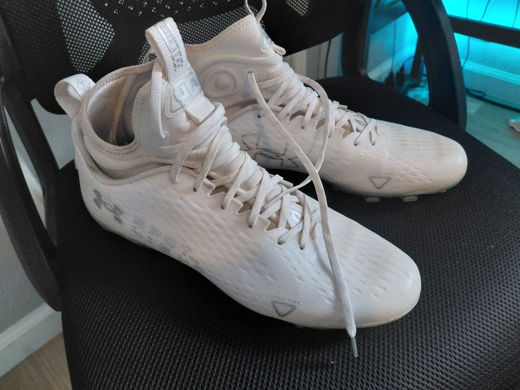 Under Armour Football Cleats