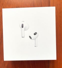 AirPods 3rd Generation 1:1 W/Case, White,Bluetooth (Brand-New)