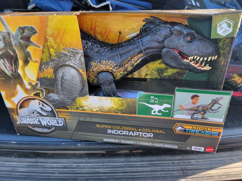 The Jurassic World Super Colossal