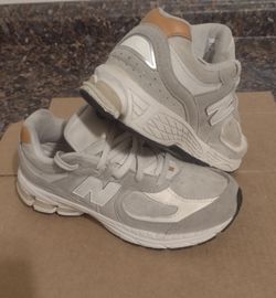 New  balance 20 $  or less