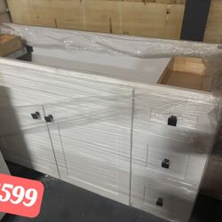 Clearance Sale – 48 inch Bathroom Vanities at Unbeatable Prices! 
