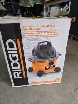 RIDGID 6 Gallon 2.5 HP Wet/Dry Vac WD0670