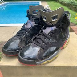 Jordan Retro 6 Pistons || Size 8 || Supreme Yeezy Dunk