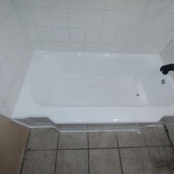 bath tub reglazing