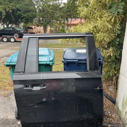 2023 cadillac esv passenger side door