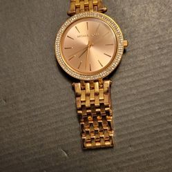 Michael  Kors.  Watch 